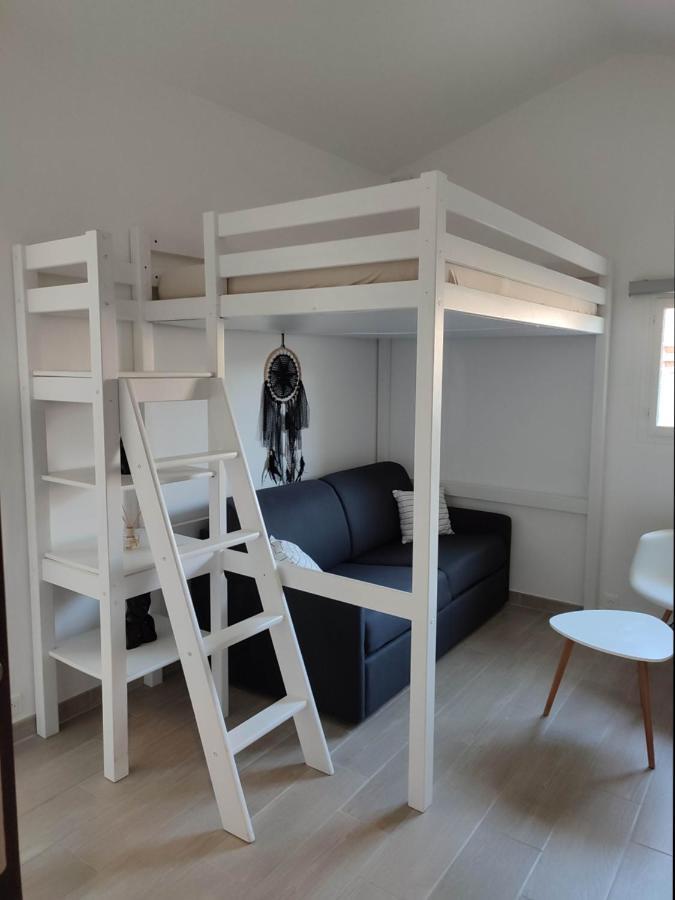 Apartamento F1 Avec Un Espace Jardin Gattières Exterior foto